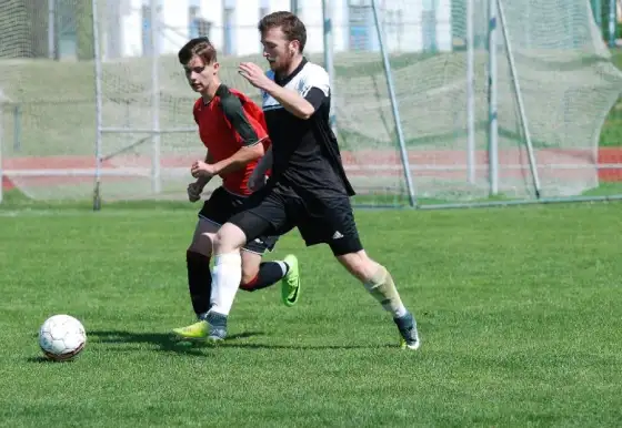 AFK Hronov : TJ Jiskra Hořice U19 4:2 (2:2)